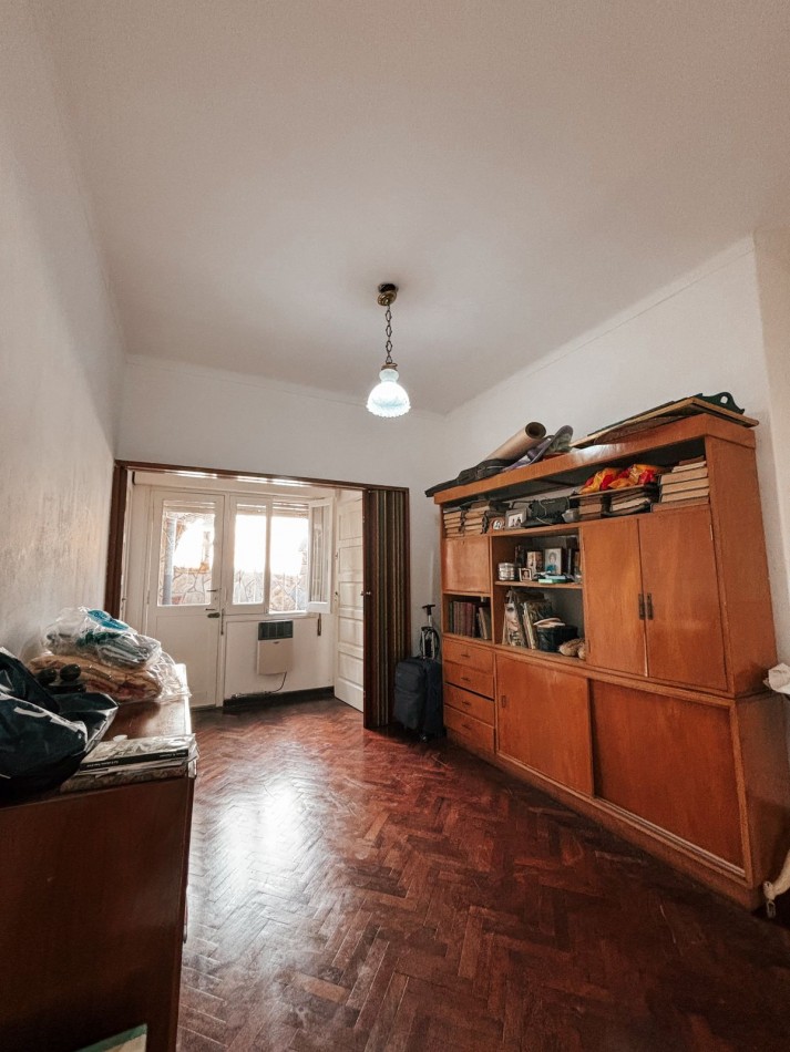 VENTA - PH INTERNO EN CALLE URQUIZA 771