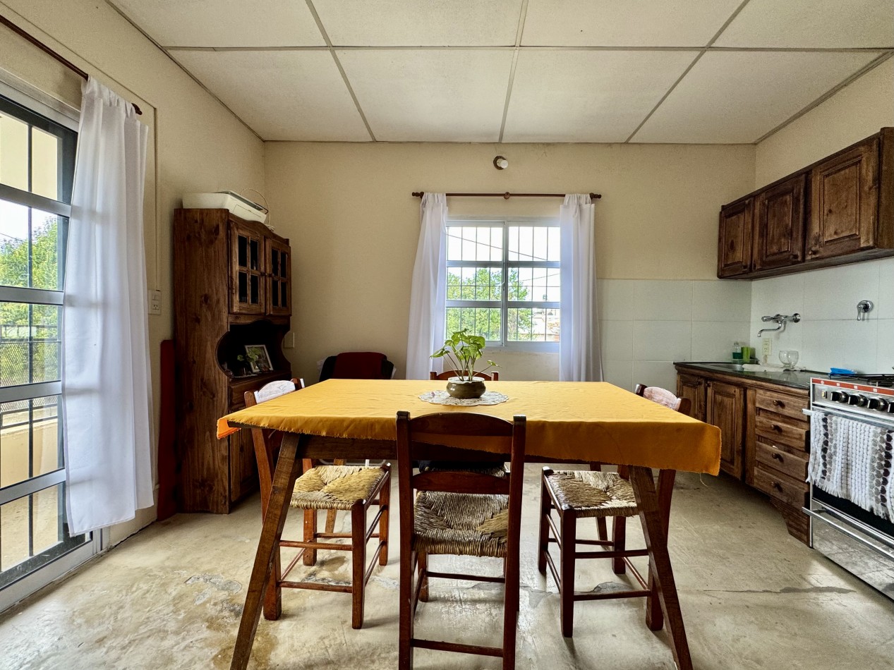 VENTA 2 CASAS EN UN MISMO TERRENO