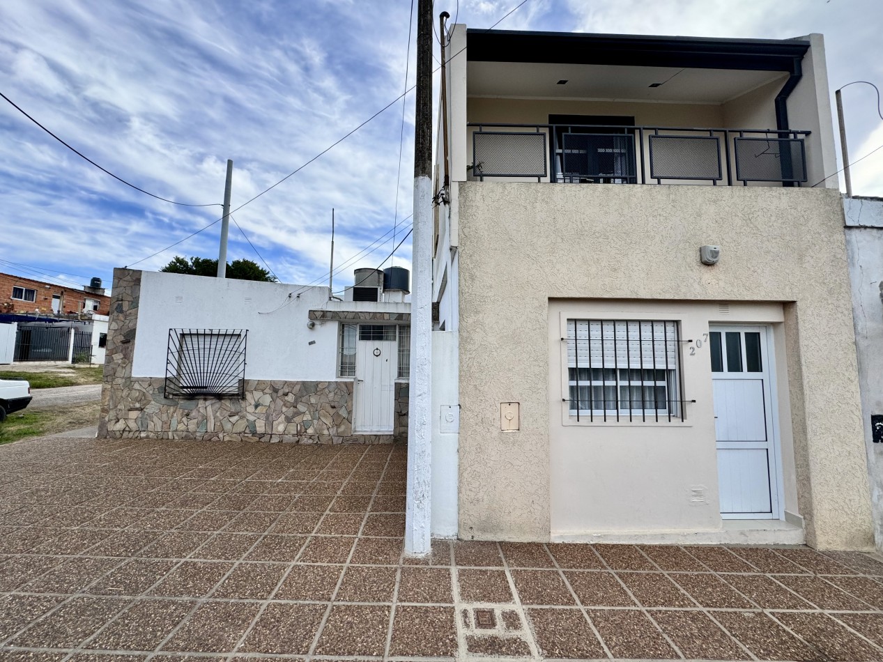 VENTA 2 CASAS EN UN MISMO TERRENO