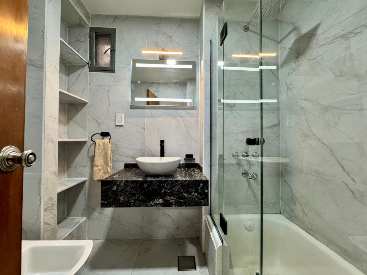 VENTA DEPTO 3 DORM MICROCENTRO