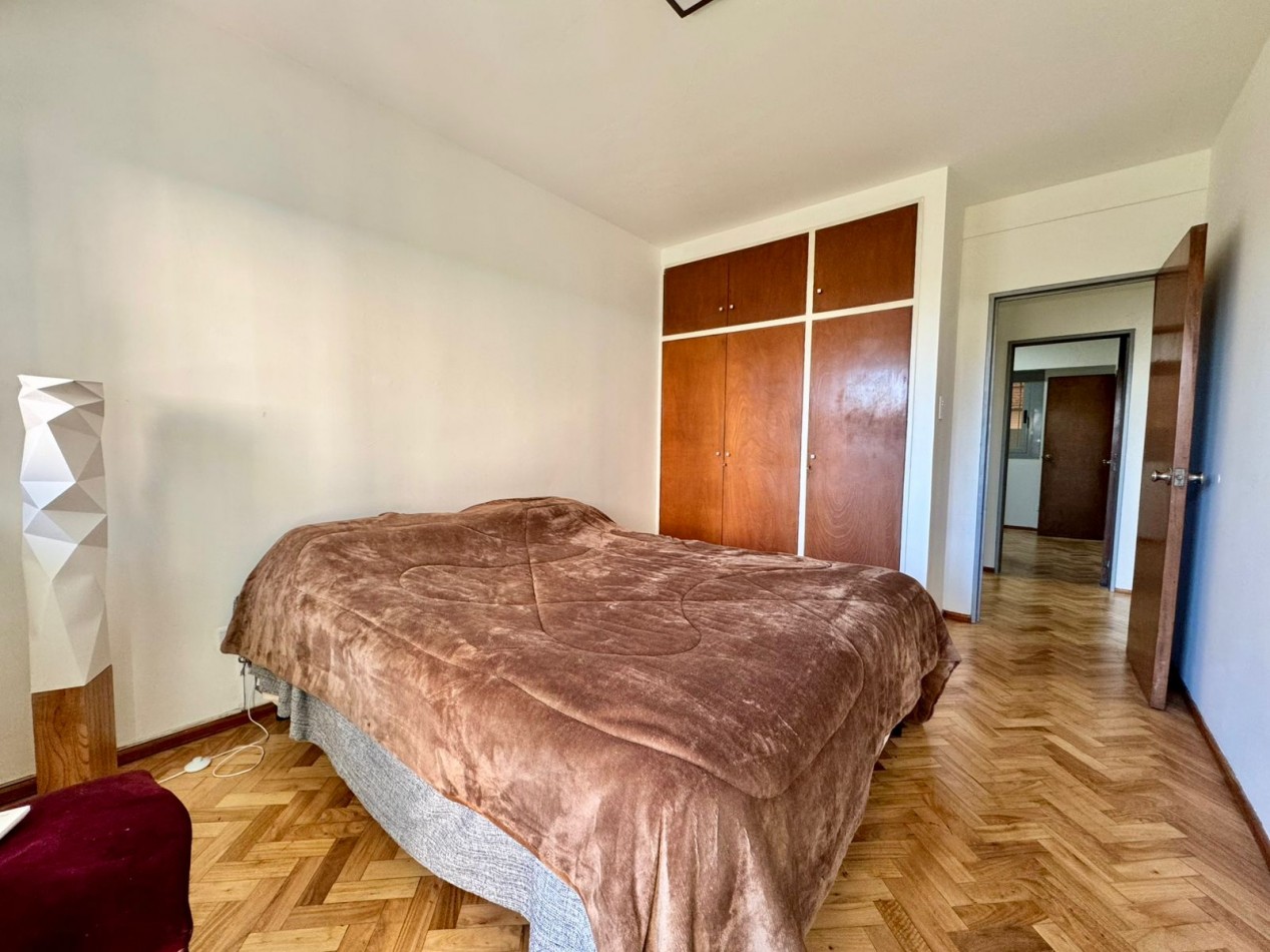 VENTA DEPTO 3 DORM MICROCENTRO
