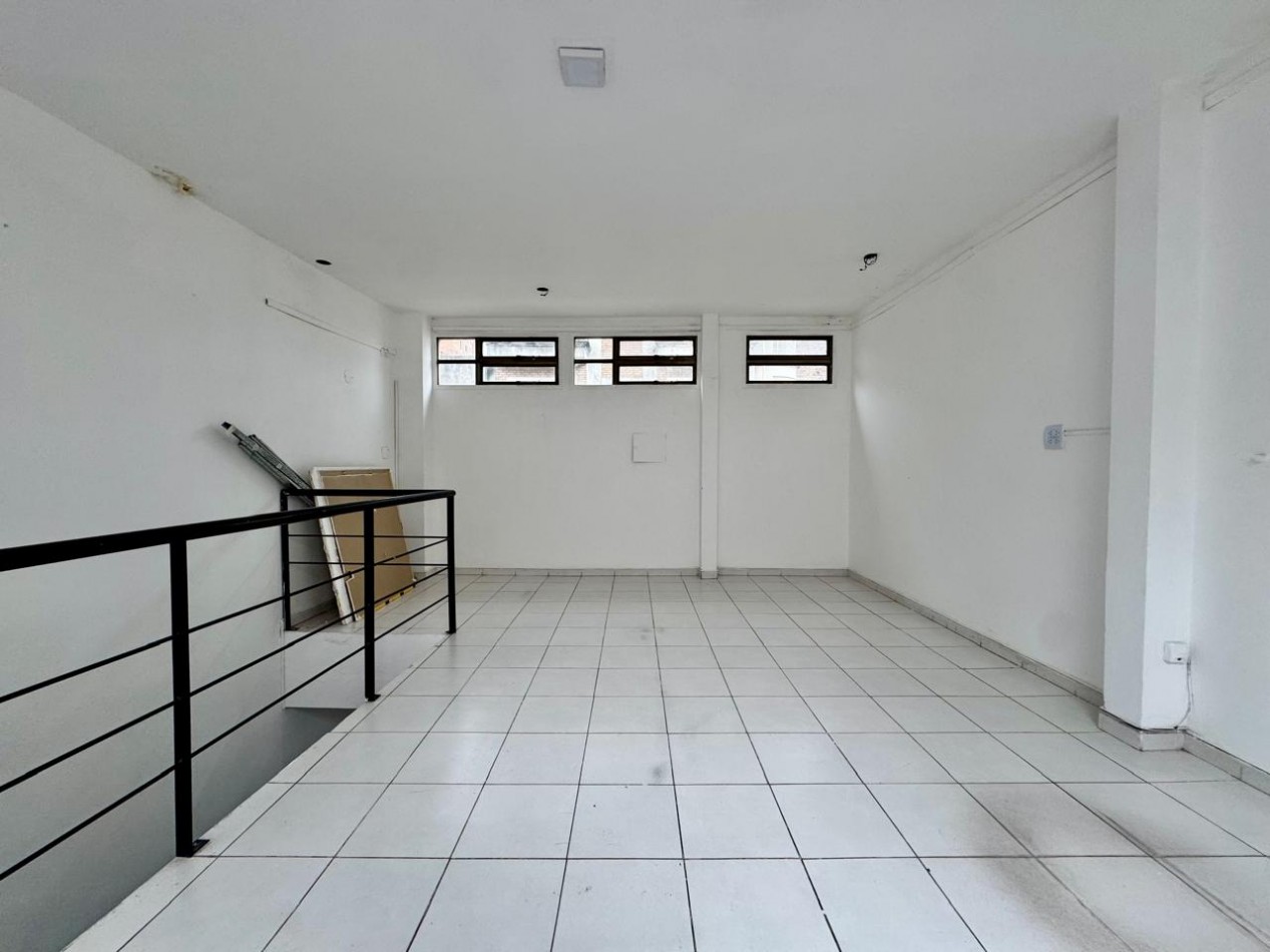 ALQUILER PLANTA ALTA 4 HABITACIONES ANDRES PAZOS Y SAN JUAN