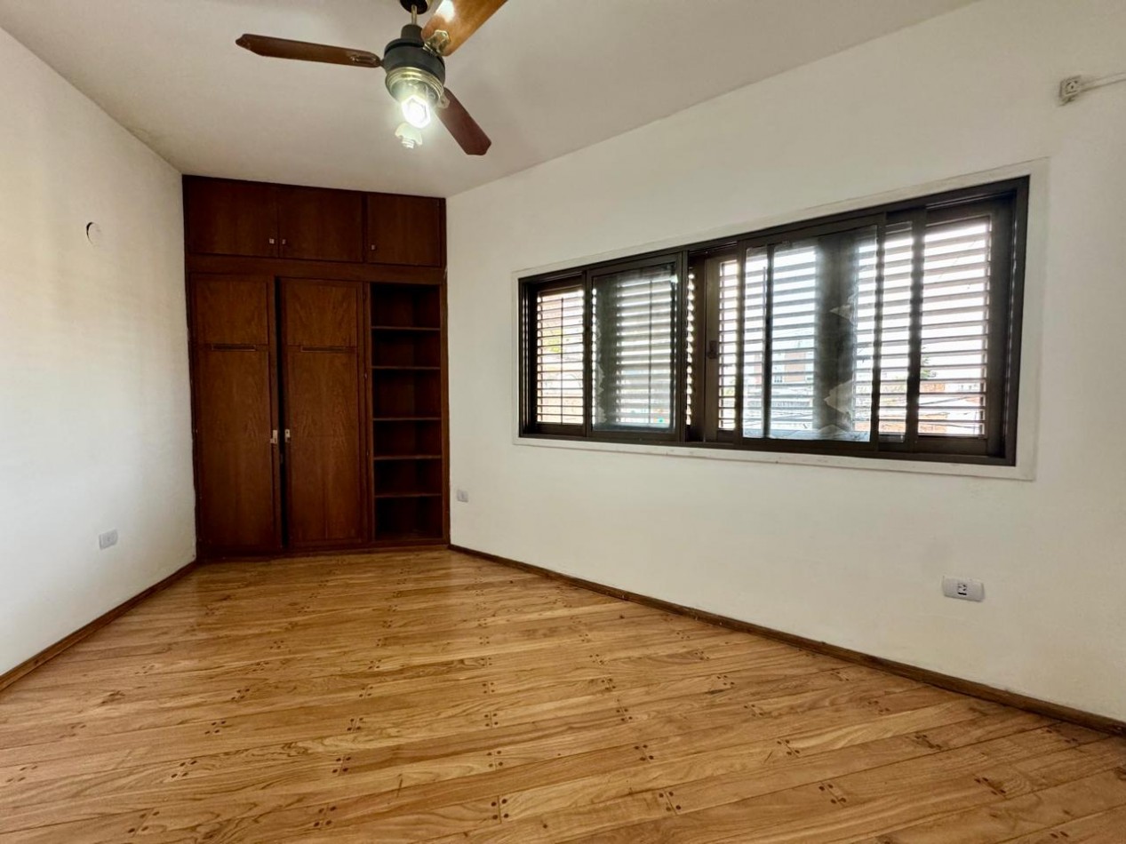 ALQUILER PLANTA ALTA 4 HABITACIONES ANDRES PAZOS Y SAN JUAN