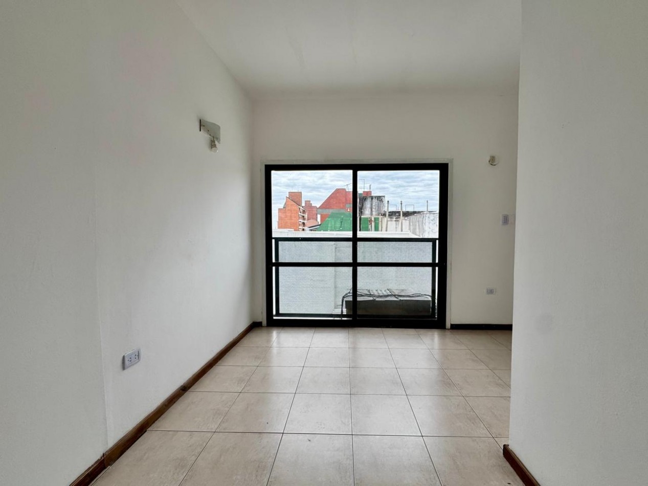 ALQUILER PLANTA ALTA 4 HABITACIONES ANDRES PAZOS Y SAN JUAN