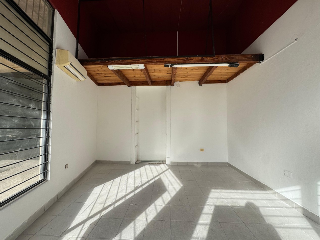 ALQUILER LOCAL COMERCIAL SOBRE CALLE GUALEGUAYCHU