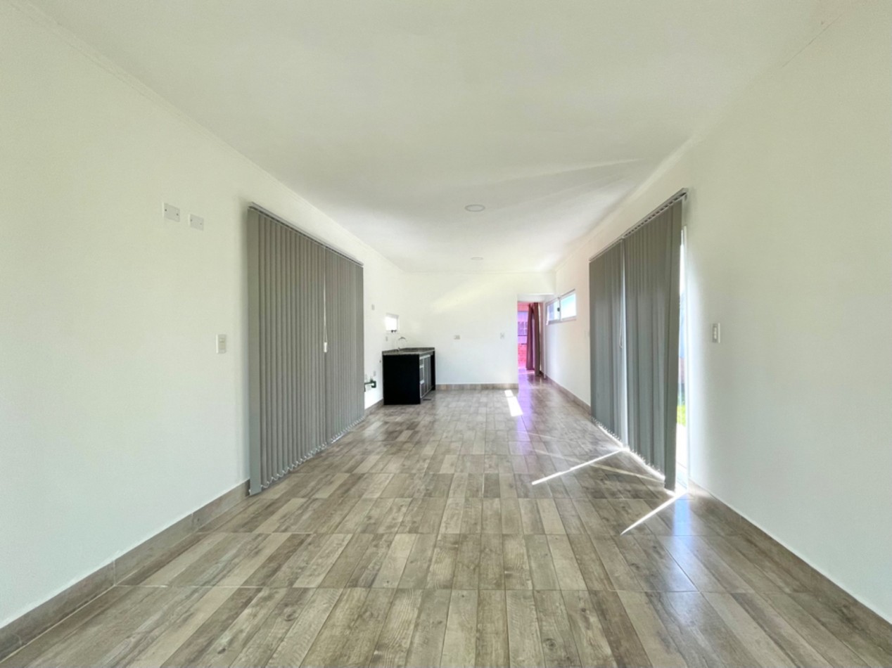 VENTA CASA QUINTA - ORO VERDE FRENTE AL INTA