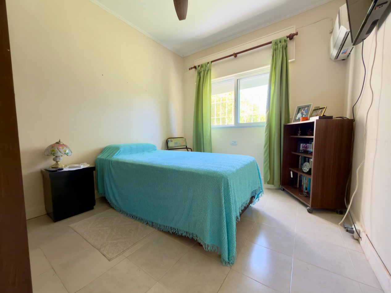 VENTA CASA 3 DORMITORIOS COCHERA Y PATIO ZONA LA TOMA