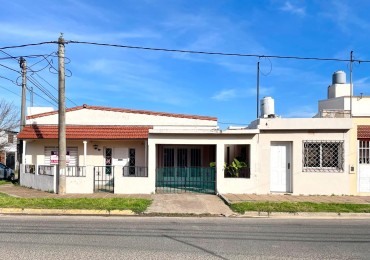 VENTA CASA EN ESQUINA MEDUS Y LEONIDAS ECHAGUE